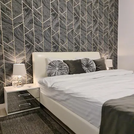 Global View Apartment Bucharest