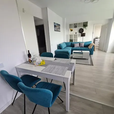 Global View * בוקרשט