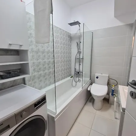 Global View Бухарест