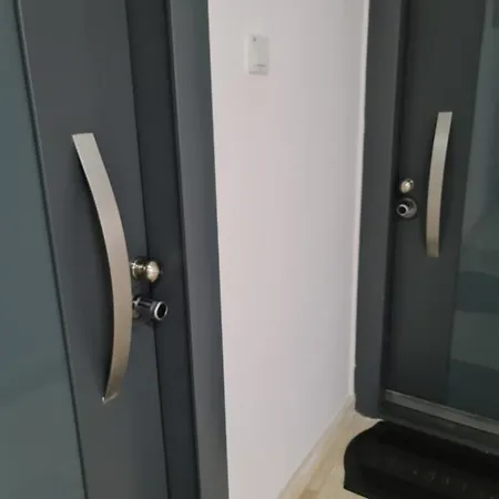 Global View Apartment Bucharest